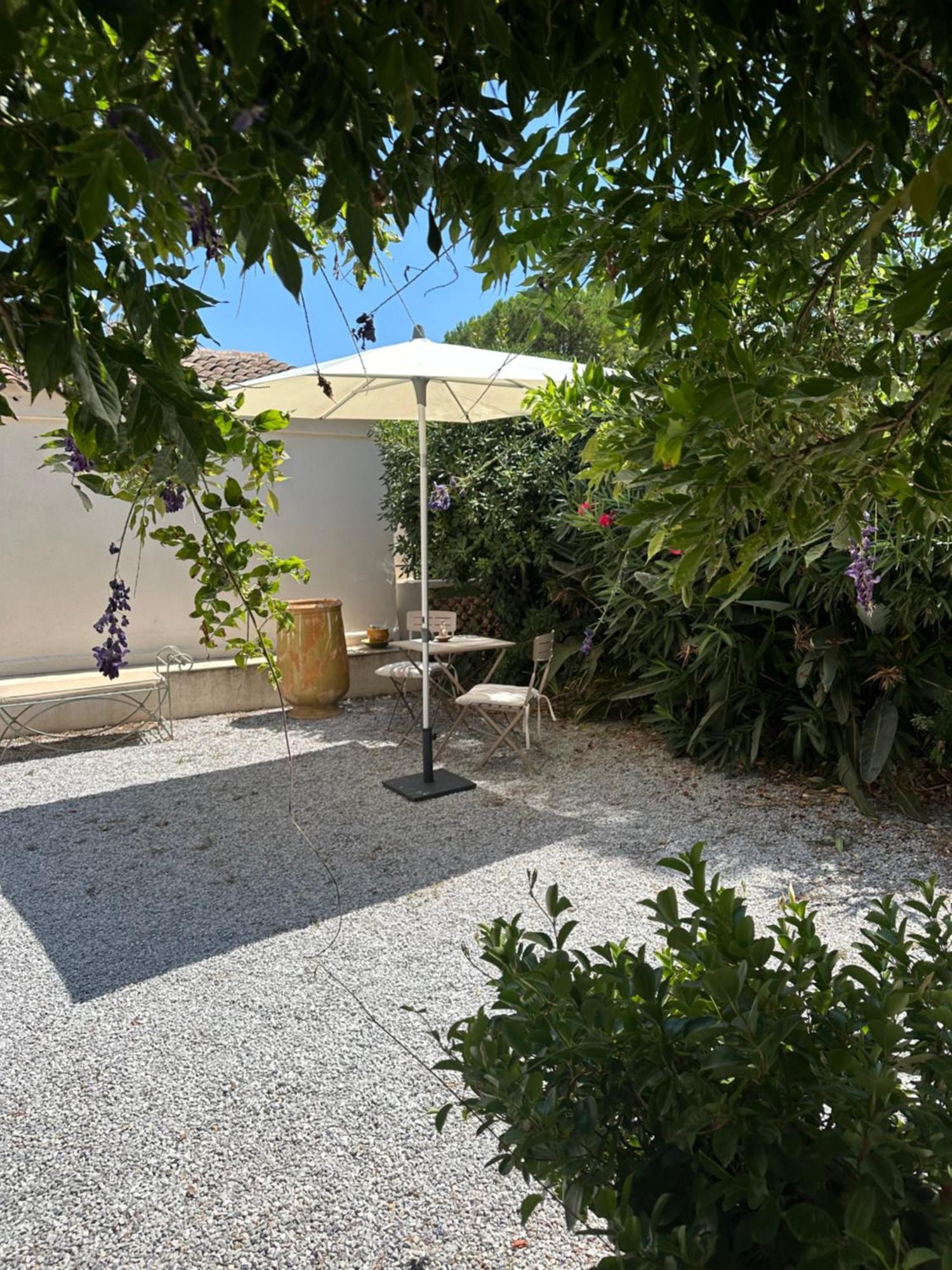 La Glycine Tropezienne Saint-Tropez Exterior foto